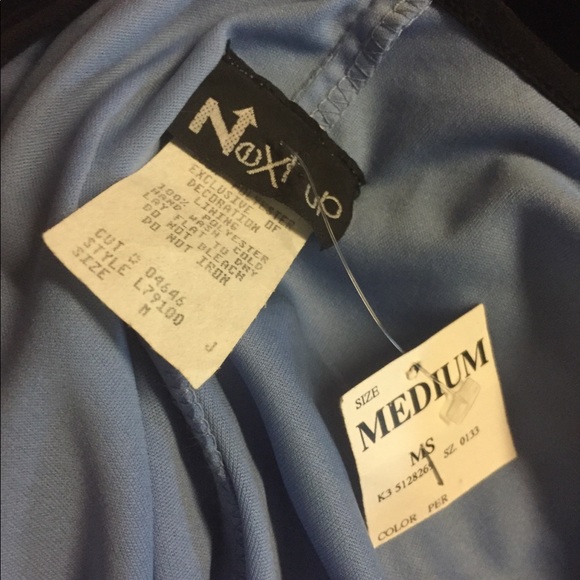 Nwt formal dress size M - Picture 3 of 3